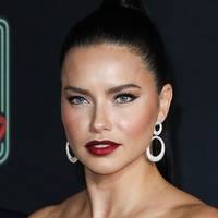 Adriana Lima Nagie