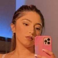 Adriana Skye Nagie