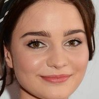 Aisling Franciosi Nagie