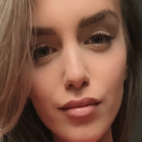 Alex Ann Lavigne Nagie