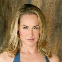 Amanda Wyss Nagie