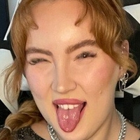 Amber Roes Nagie