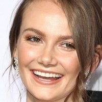 Andi Matichak Nagie