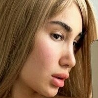 Ariana Diamond Nagie