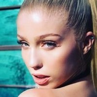 Arielle Raycene Nagie