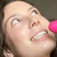 Astrid.me Nagie