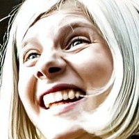 Aurora Aksnes Nagie