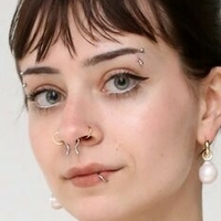 Aynsleigh Escher Nagie
