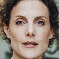 Barbara Lanz Nagie