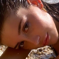 Bella Azzata Nagie