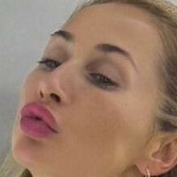 Bella Gold Nagie