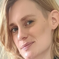 belle-lou Nagie