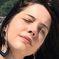 Bia Arantes Nagie