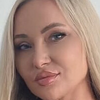 Blonde Curva Nagie