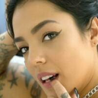 Bre Lovely Nagie