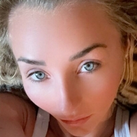Briana Armbruster aka theskilmuskgirl Nagie