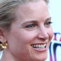 Bridget Fonda Nagie