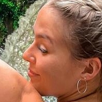 Briony Mengham Nagie