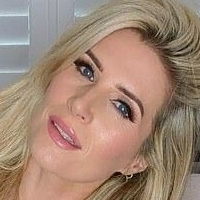 British Soap Stars Nagie