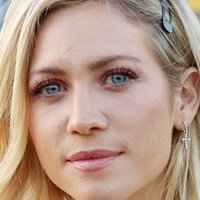 Brittany Snow Nagie