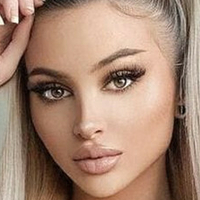 Camel Girl Nagie