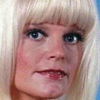 Carol Wayne Nagie