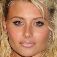 Carrie Michalka Nagie