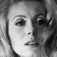 Catherine Deneuve Nagie