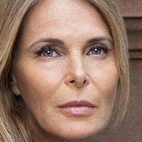 Catherine Oxenberg Nagie