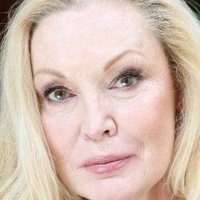 Cathy Moriarty Nagie