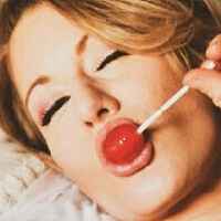 Cherrybomb Nagie