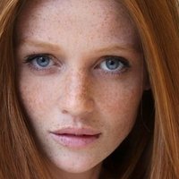 Cintia Dicker Nagie
