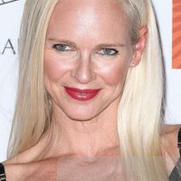Claire Farwell Nagie