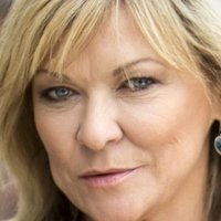 Claire King Nagie