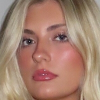 Daisy Calvert Nagie