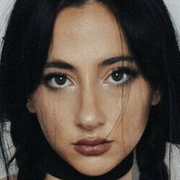 Devinevola Nagie