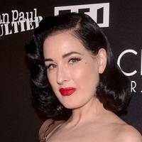 Dita Von Teese Nagie