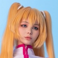 Dosya Gasai/Tsuki.Des Nagie