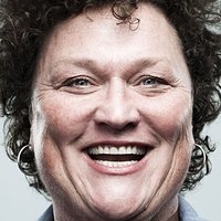 Dot Jones Nagie
