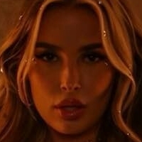 elenakamperi Nagie