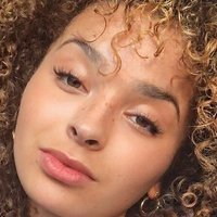 Ella Eyre Nagie