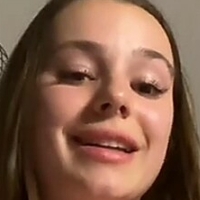 Elle B Nagie
