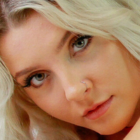 Emilie Jayne Nagie