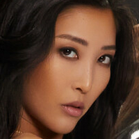 Emiri Momata Nagie