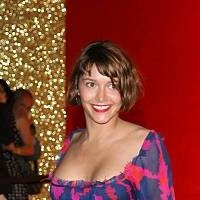 Emma de Caunes Nagie