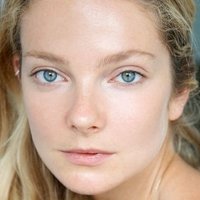 Eniko Mihalik Nagie
