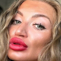 Enrica Ademi Nagie