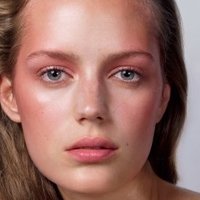 Esther Heesch Nagie