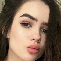 Eva Ivory Nagie
