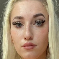 Girlfriend Stella Nagie